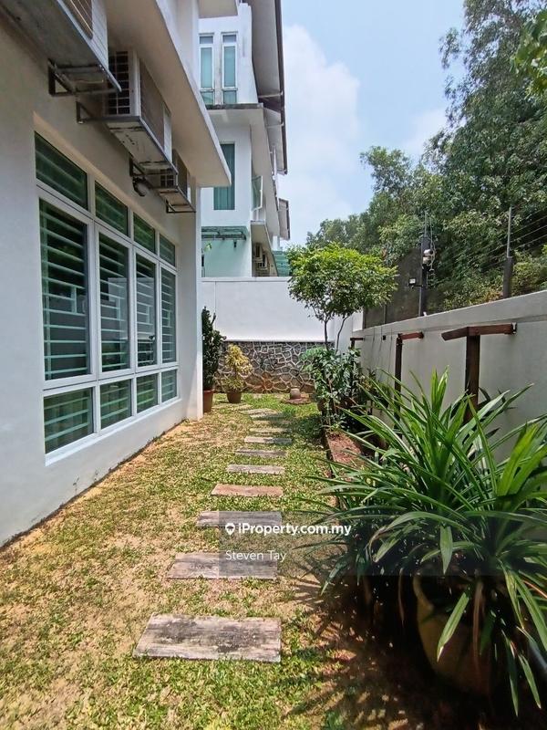 Bungalow House for Sale in Bandar Kinrara Seksyen 1, Bandar Kinrara by Steven Tay - iProperty.com.my