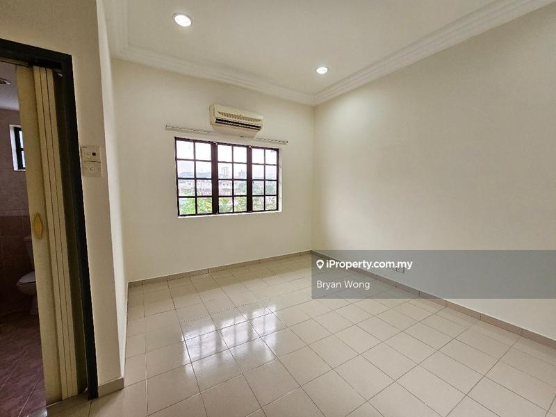 Semi-Detached House for Sale in Damansara Jaya, Petaling Jaya by Bryan Wong - iProperty.com.my
