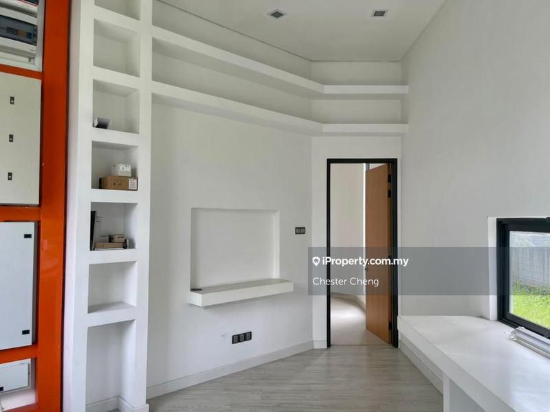 Bungalow House for Sale in Subang Heights, Subang Jaya by Chester Cheng - iProperty.com.my