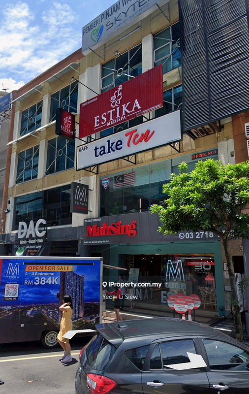 For Rent - Bandar Puteri Puchong 2nd Floor With LIFT