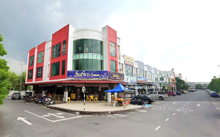 For Sale - CORNER 3 STOREY FREEHOLD SHOP AT JENJAROM, FACING MAIN ROAD, OPPOSITE ECONSAVE, HIGH ROI POTENTIAL