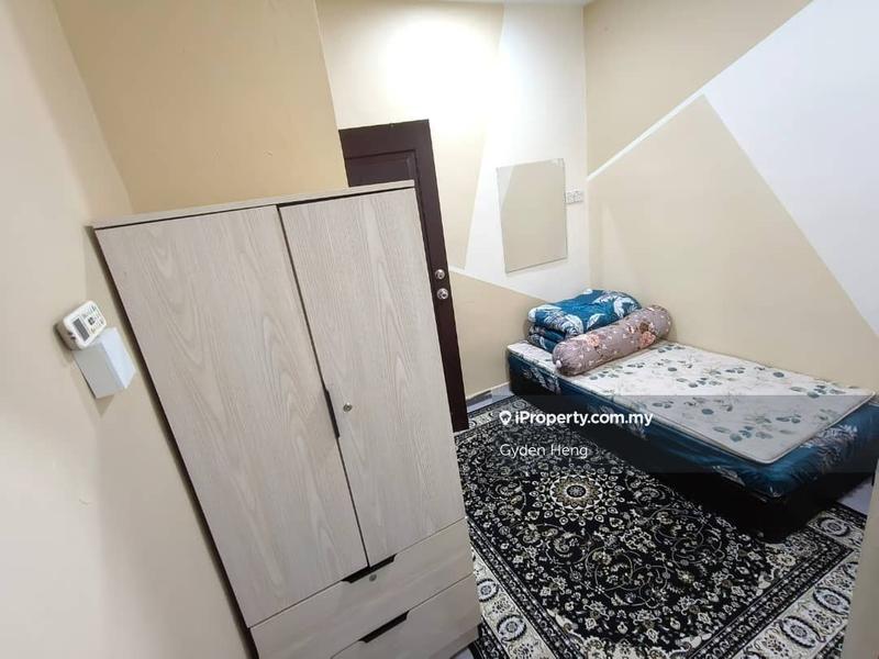 Rumah Berkembar untuk Dijual di Taman Pelangi, Johor Bahru oleh Gyden Heng - iProperty.com.my