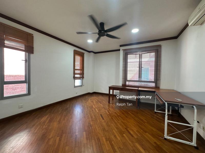 For Sale - Sri Bukit Persekutuan