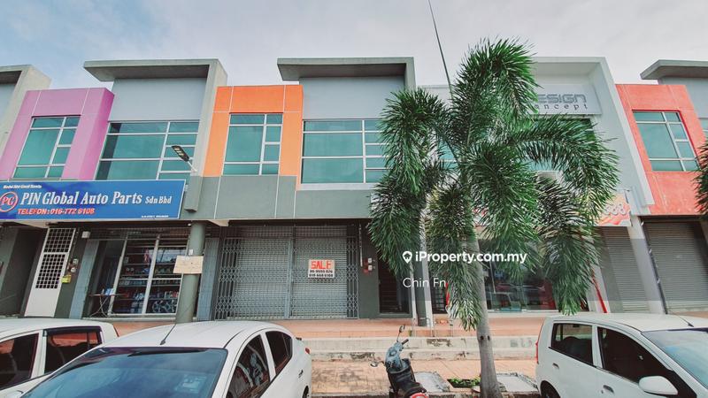 For Sale - Facing Main Road Freehold 2 Sty Shop Gangsa Avenue Batu Berendam Melaka