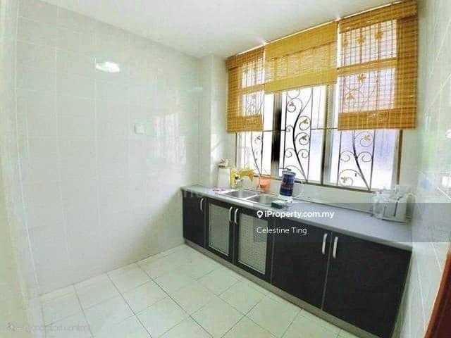 Rumah Teres 2-Tingkat untuk Dijual di Taman Jelok Impian, Kajang oleh Celestine Ting - iProperty.com.my