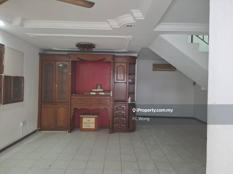 Rumah Teres 2-Tingkat untuk Dijual di Usj 1, Subang Jaya oleh FC Wong - iProperty.com.my