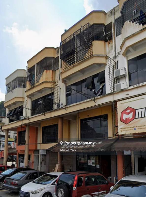 Shop for Sale in Kawasan Perindustrian Batu Caves, Batu Caves by Mikke Yap - iProperty.com.my