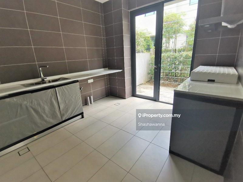 Rumah Berkembar untuk Dijual di Leisure Farm, Gelang Patah oleh Shashawanna - iProperty.com.my