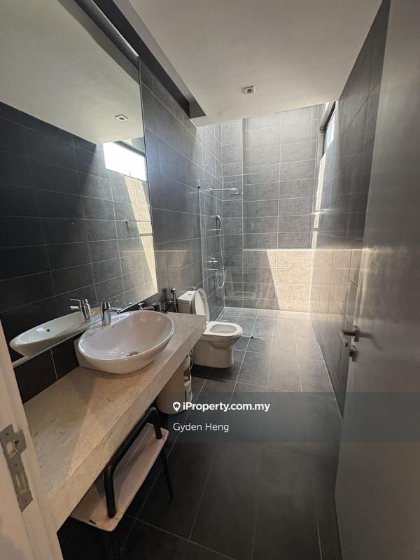 Bungalow House for Sale in Leisure Farm, Gelang Patah by Gyden Heng - iProperty.com.my