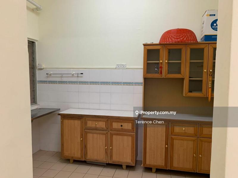 Apartment for Sale in Pangsapuri Seri Meranti by Terence Chen - Kitchen - iProperty.com.my