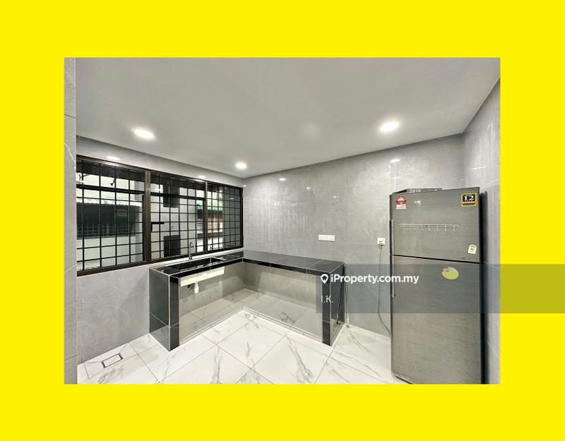 For Sale - Pandan Terrace Apartment