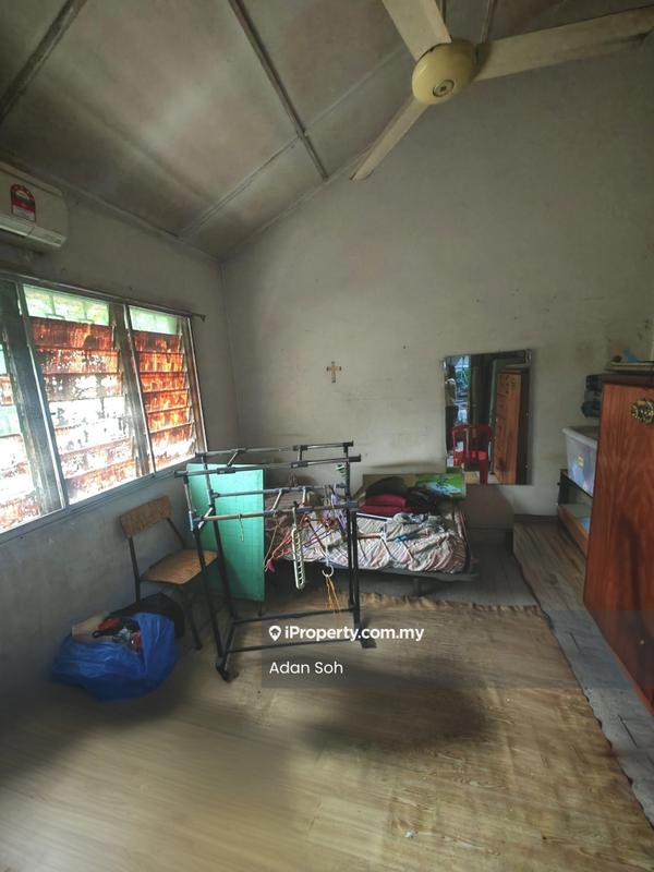 1-storey Terraced House untuk Dijual di Kepong Baru, Kepong oleh Adan Soh - Bedroom - iProperty.com.my