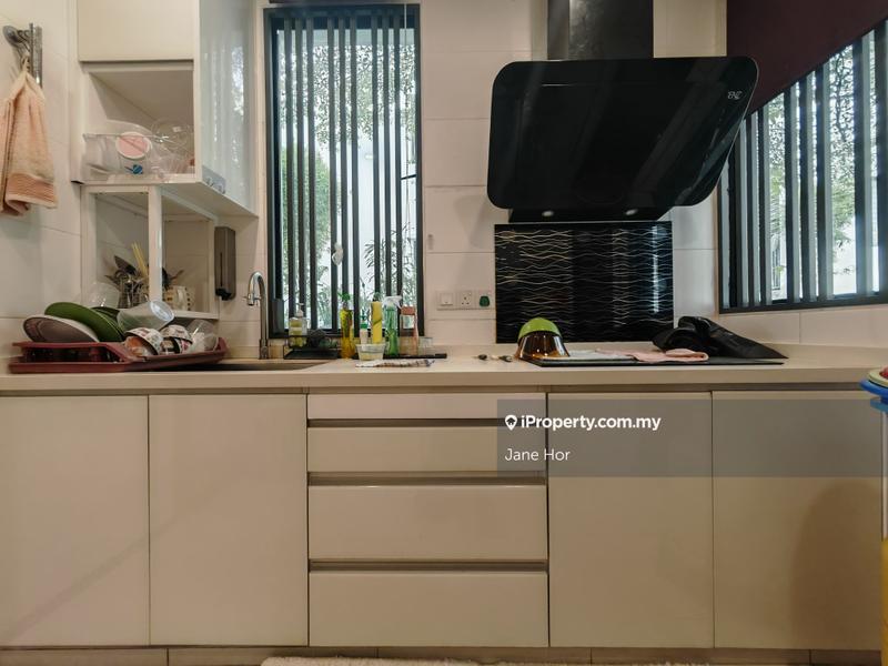 Townhouse for Sale in 16 Sierra, Puchong by Jane Hor - iProperty.com.my