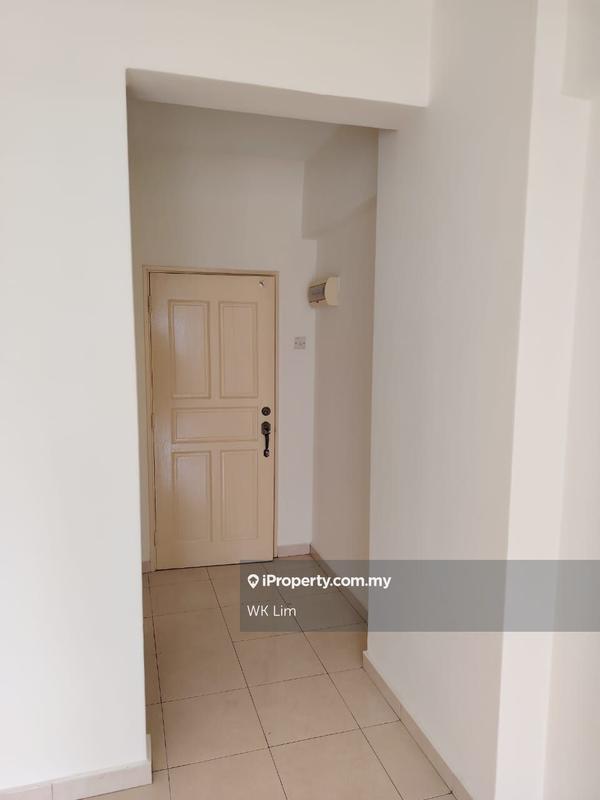 For Sale - Prima Tiara II