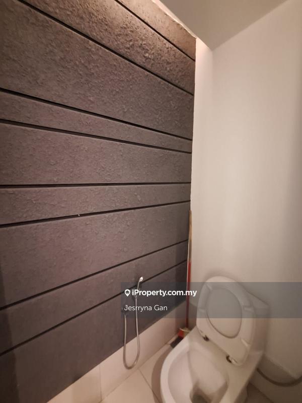 Shop / Office untuk Disewa di Kampung Sungai Kayu Ara, Petaling Jaya oleh Jesrryna Gan - iProperty.com.my