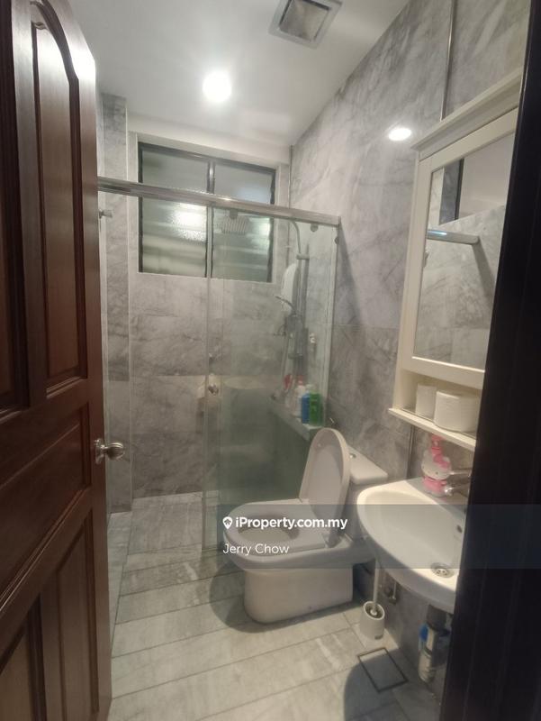 Semi-Detached House for Sale in Taman Pinji Indah, Ipoh by Jerry Chow - iProperty.com.my