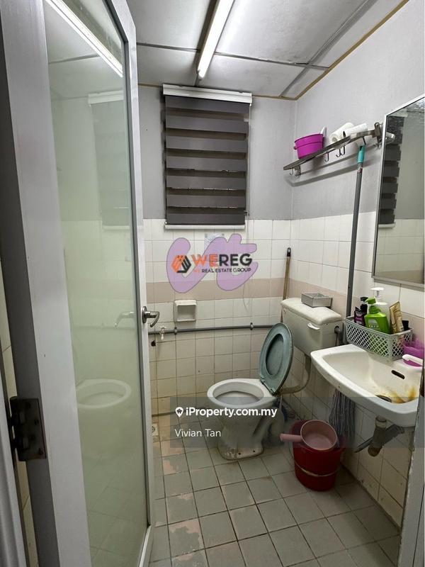 Pangsapuri untuk Dijual di Pelangi Court oleh Vivian Tan - iProperty.com.my