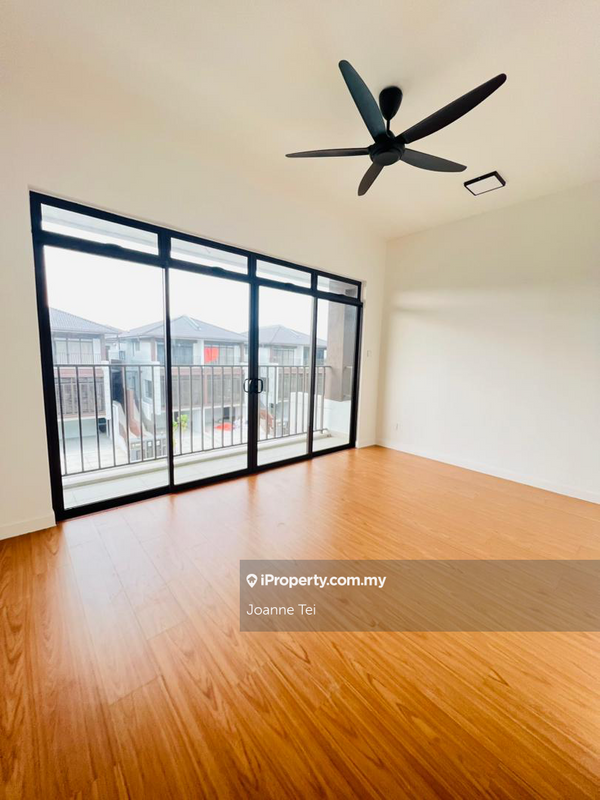 Rumah Teres 3-Tingkat untuk Dijual di Cyberjaya, Selangor oleh Joanne Tei - iProperty.com.my