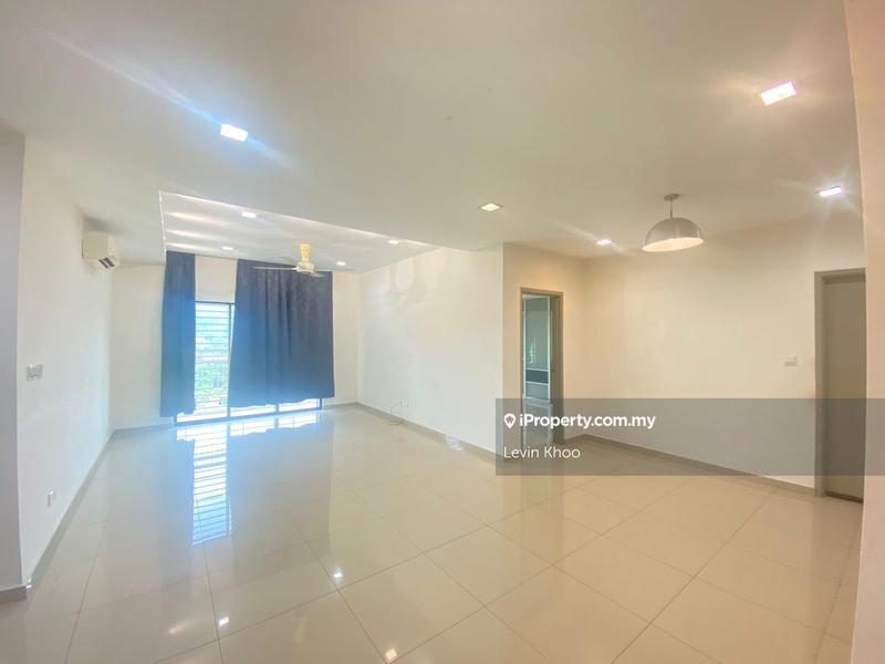 For Sale - T-Parkland