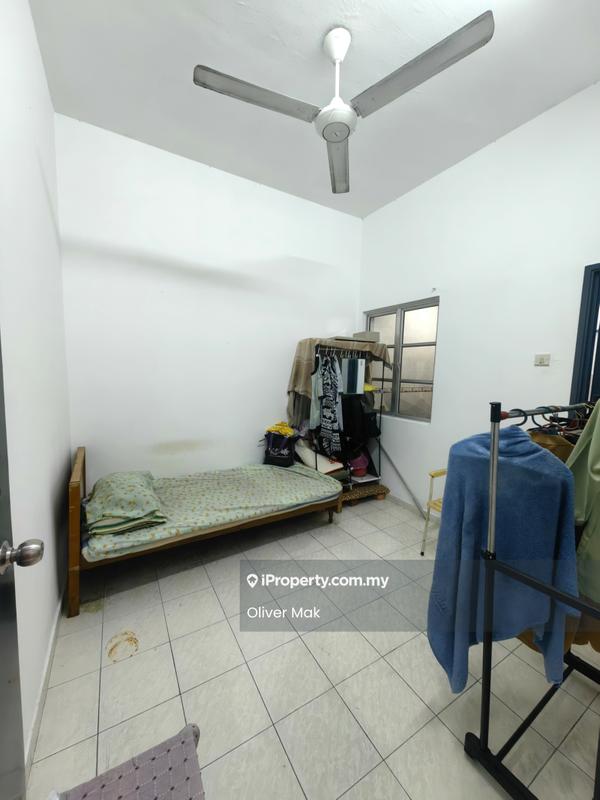 Terraced House for Sale in Bandar Puteri Klang, Klang by Oliver Mak - Bedroom - iProperty.com.my