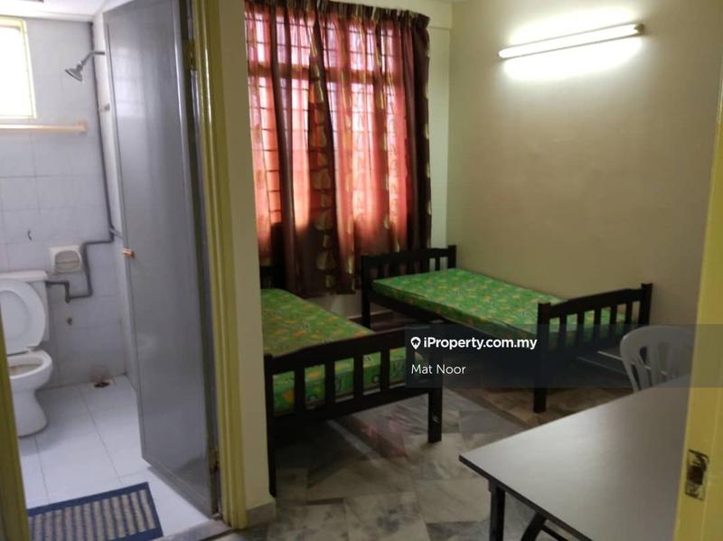 Pangsapuri untuk Dijual di Ilham Apartment oleh Mat Noor - iProperty.com.my