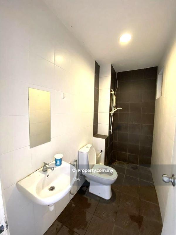 Condominium for Sale in Sky Vista Residency by Kew - iProperty.com.my