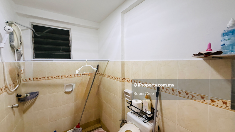 Condominium for Sale in Petaling Indah Condominiums by Robert See - iProperty.com.my