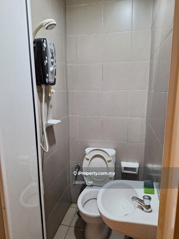 Kediaman Servis untuk Dijual di Setia SKY Residences oleh Jessie Lee - iProperty.com.my