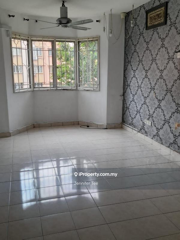 For Sale - Pangsapuri Carlina