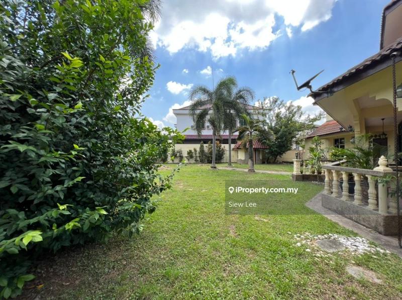 Bungalow House for Sale in Saujana Akasia, Sungai Buloh by Siew Lee - iProperty.com.my