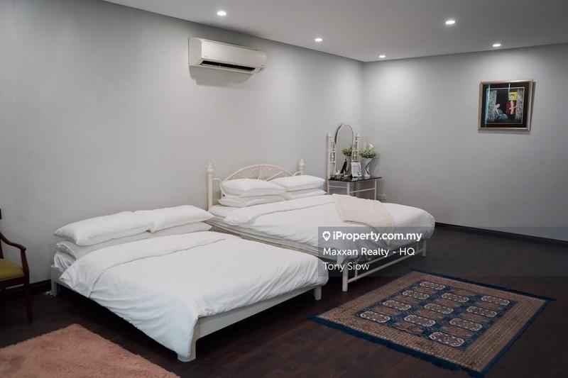 Bungalow House for Sale in Kelana Jaya, Petaling Jaya by Tony Siow - iProperty.com.my