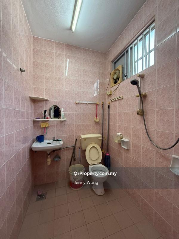 Rumah Teres 1.5-Tingkat untuk Dijual di Taman Permai, Seremban oleh Jenny Wong - iProperty.com.my