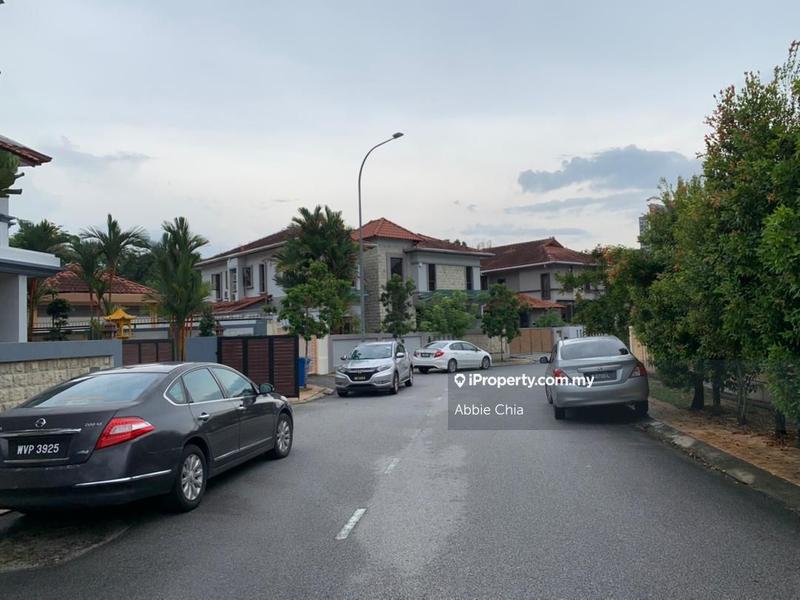 Bungalow House for Sale in Bukit Rahman Putra, Sungai Buloh by Abbie Chia - iProperty.com.my