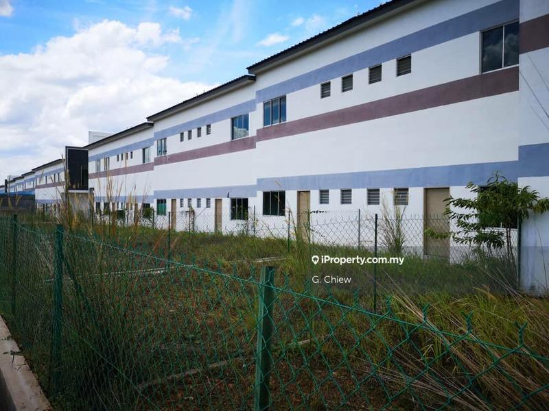 Kedai-Pejabat untuk Dijual di Pusat Komersial Perwira Gemas, Gemas oleh George Chiew - iProperty.com.my