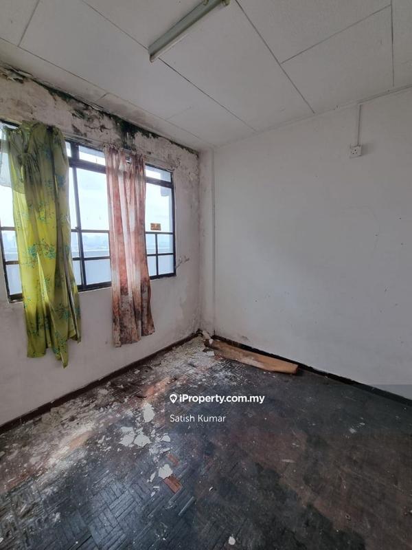 Pangsapuri untuk Dijual di Pangsapuri Villa Angkasa oleh Satish Kumar - iProperty.com.my