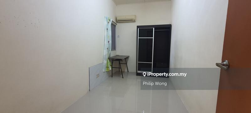 Pangsapuri untuk Dijual di Taman Serdang Raya Seksyen 3 Apartment oleh Philip Wong - iProperty.com.my