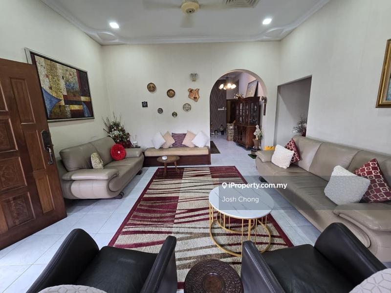Bungalow House for Sale in Seksyen 11, Petaling Jaya by Josh Chong - iProperty.com.my