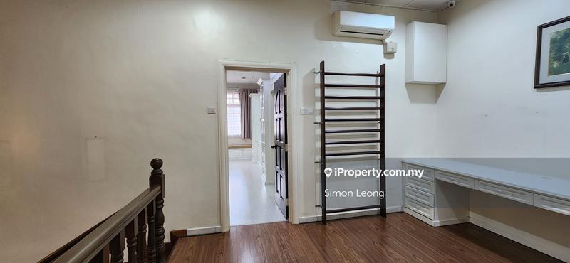 Rumah Berangkai 2 Tingkat untuk Dijual di Bukit Jelutong, Shah Alam oleh Simon Leong - iProperty.com.my