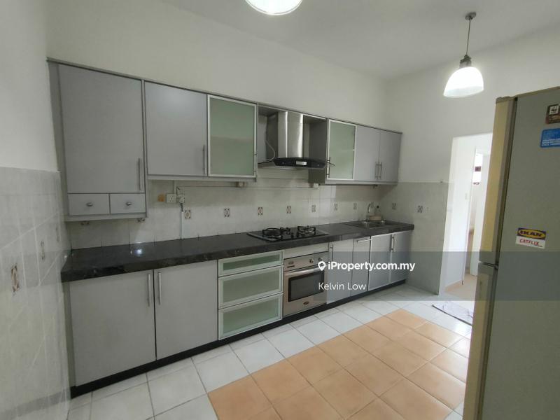 Townhouse for Sale in Kota Damansara, Selangor by Kelvin Low - iProperty.com.my