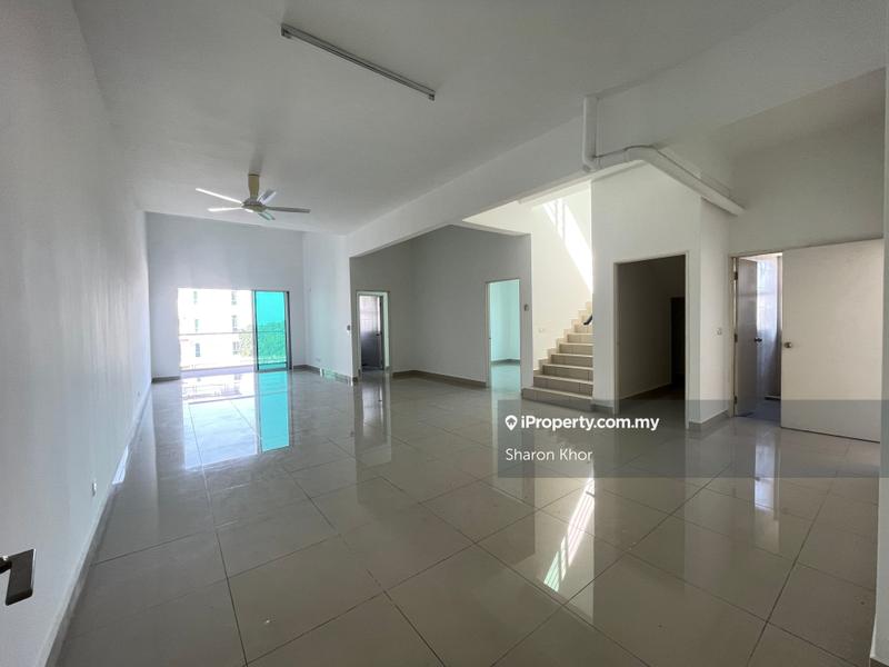 For Sale - Elit Heights @ Bayan City