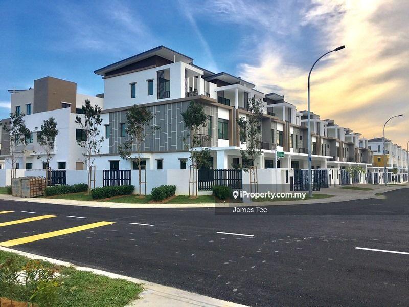 3-storey Terraced House for Sale in Setia Utama, Setia Alam by James Tee - iProperty.com.my