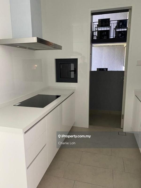 Residensi Servis untuk Dijual di Skyluxe On The Park Bukit Jalil oleh Charlie Loh - iProperty.com.my