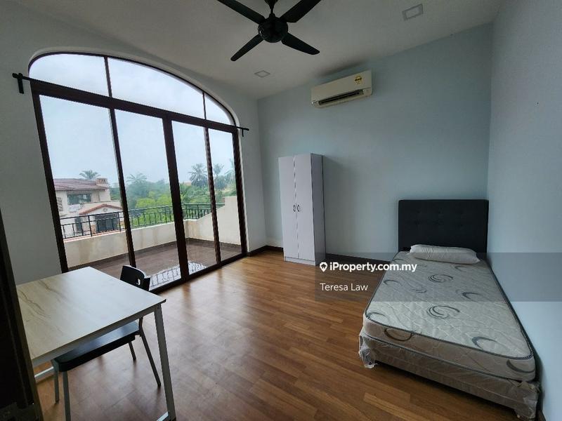 Rumah Berangkai 2.5 Tingkat untuk Disewa di Diamond city, Semenyih oleh Teresa Law - iProperty.com.my