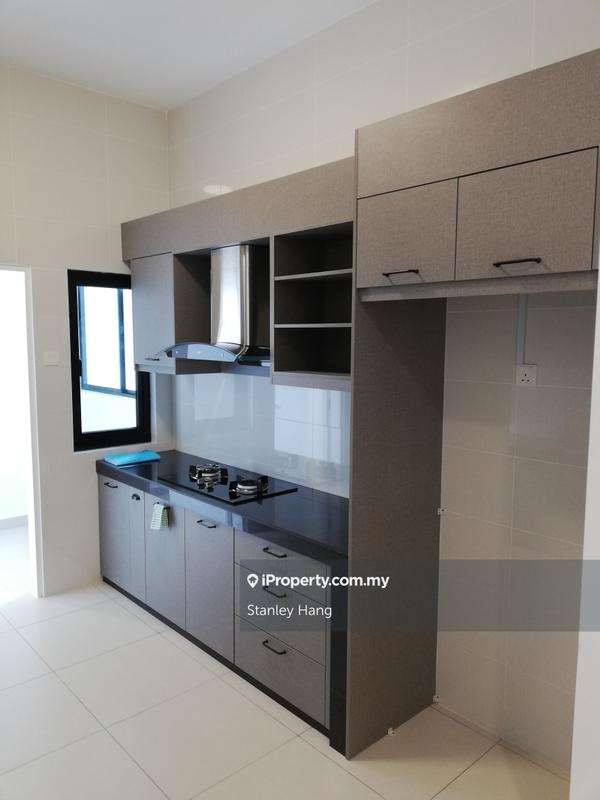 For Sale - Sky Condominium (Skyz Residence)