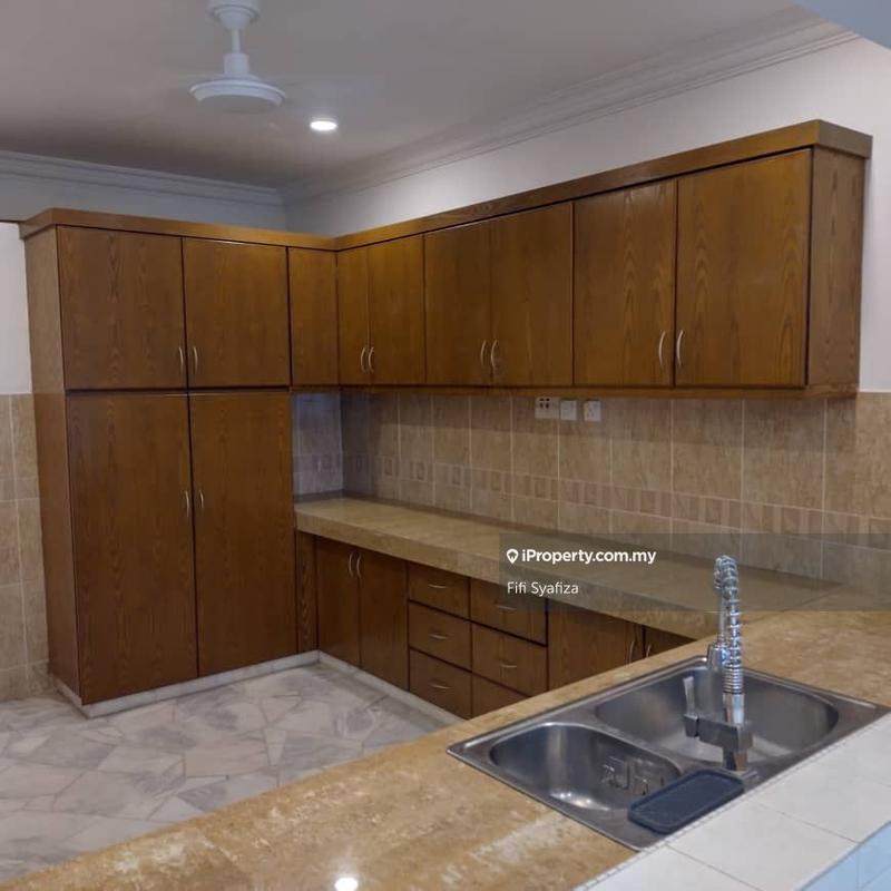 Semi-Detached House for Sale in Damansara Heights, Damansara Heights by Fifi Syafiza - iProperty.com.my