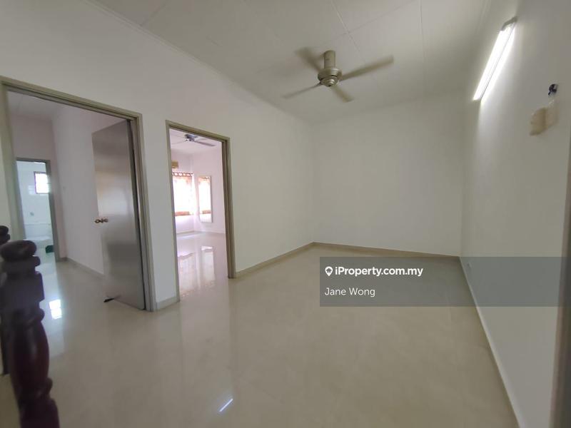 2-storey Terraced House for Sale in Dataran Ara Damansara, Ara Damansara by Jane Wong - iProperty.com.my