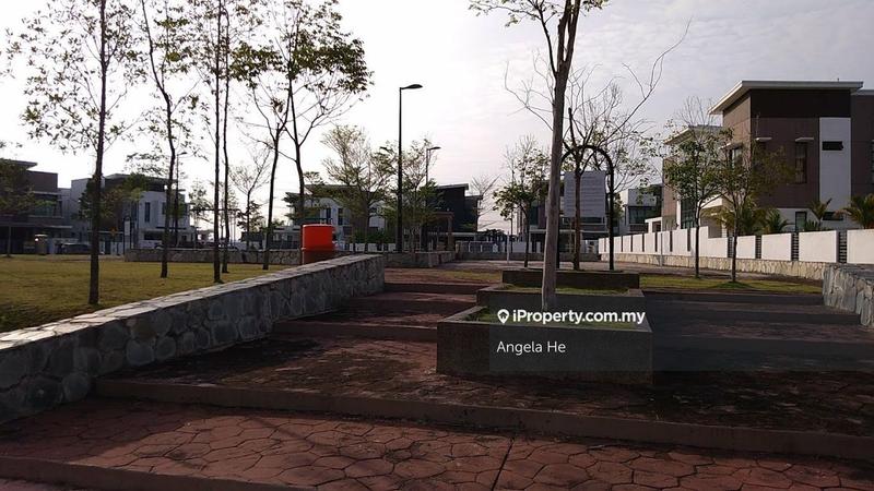 Semi-Detached House for Sale in Alam Impian, Shah Alam by Angela He - iProperty.com.my