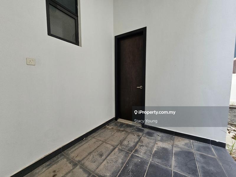 Rumah Berkembar untuk Dijual di Wira Heights, Bandar Sungai Long oleh Stacy Young - iProperty.com.my
