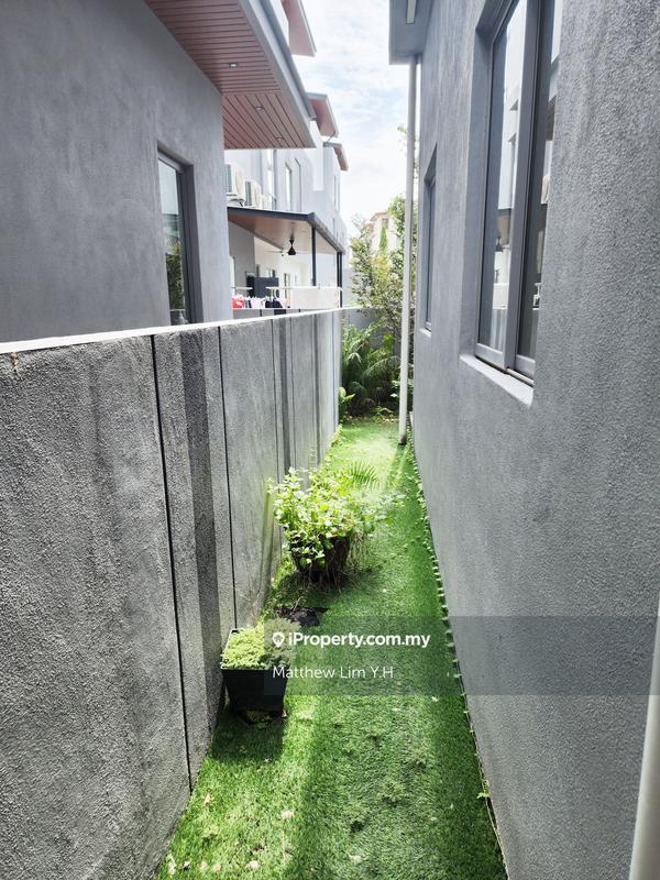 Semi-Detached House for Sale in Kota Kemuning, Shah Alam by Matthew Lim Y.H - iProperty.com.my