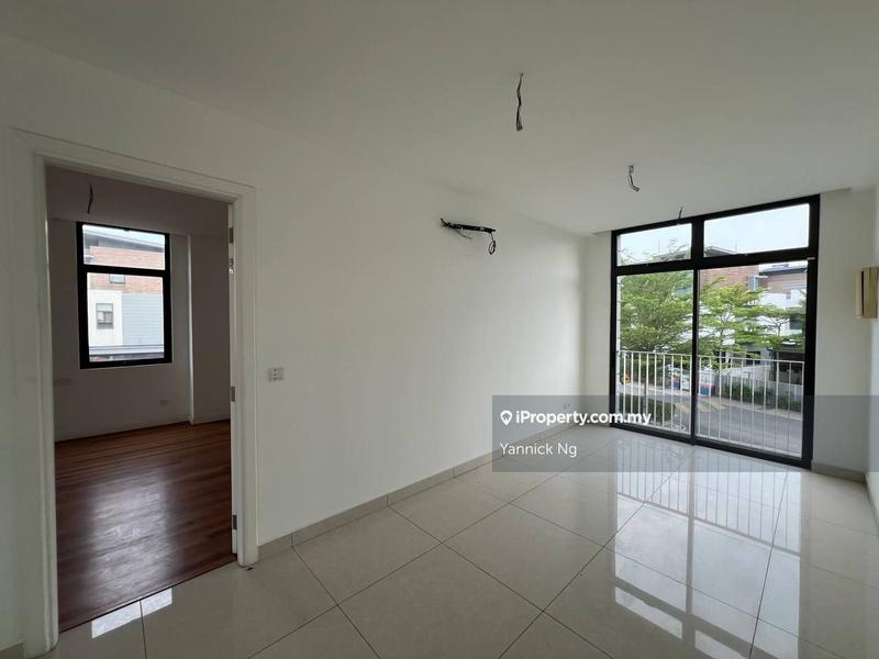 Bungalow House for Sale in Kota Kemuning, Shah Alam by Yannick Ng - iProperty.com.my
